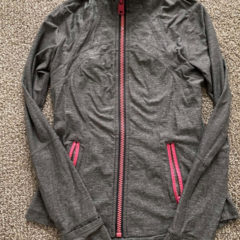 LULULEMON define jacket